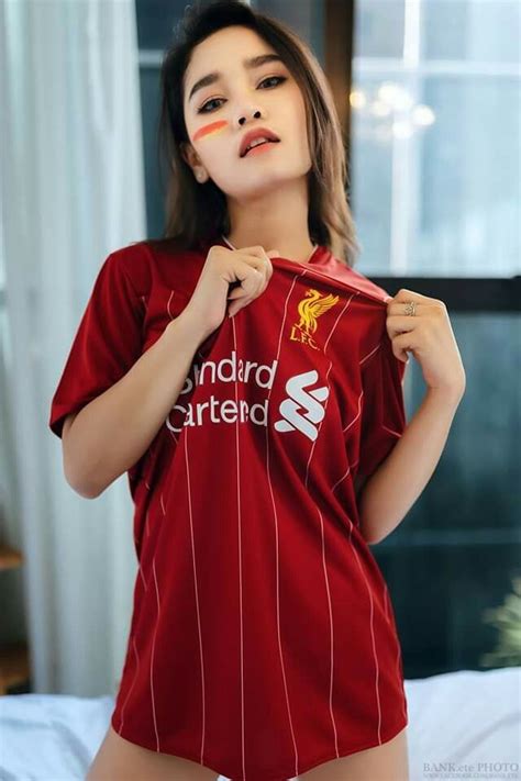 Pin by Moji Club on Liverpool girls fan club | Liverpool girls ...