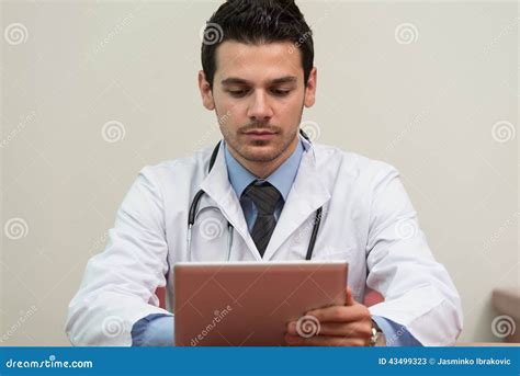 Doctor with Computer stock image. Image of health, instrument - 43499323