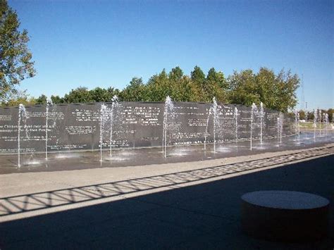 state capitol in the background - Picture of Bicentennial Capitol Mall State Park, Nashville ...