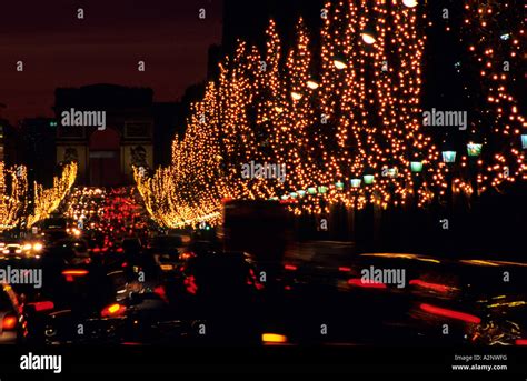 Paris Champs Elysees Arc Triomphe Christmas lights Stock Photo - Alamy