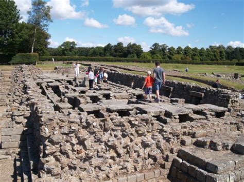 Corbridge Roman Town Corbridge Lion carving museum artefacts ...