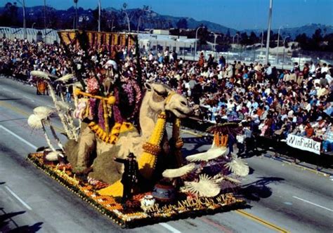 17 Best images about Tournament of Roses Parade Floats on Pinterest | Volunteers, Los angeles ...