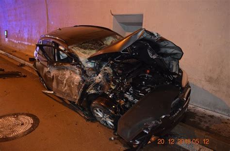 Miracle as driver survives spectacular tunnel crash - Hot Lifestyle News