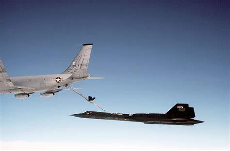 Flying the world's fastest plane: Behind the stick of the SR-71 ...