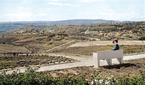 Jerusalem’s history gets a touch or two of color in new exhibit ...