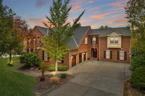 1941 Macintosh Ln, Villa Hills, KY 41017 | Trulia