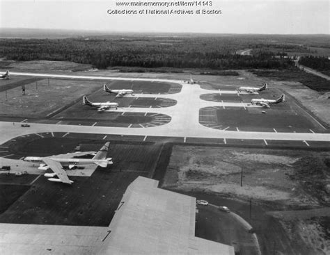 Aircraft at Loring AFB, 1956 - Maine Memory Network