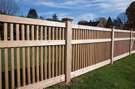 Wood Fence Styles | CT Wood Fence Installation | Cedar Wood Fencing