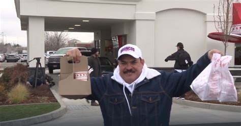 In-N-Out Burger's opening day in Idaho ends in chaos with 8-hour lines ...