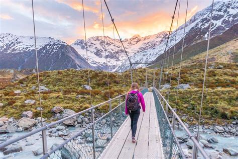 Hooker Valley Track HIKING GUIDE- New Zealand's BEST Hike