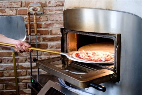 Pizza Oven Temperature: How Hot Should a Pizza Oven Be?