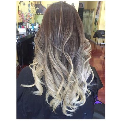 Ash Blonde Ombre Hair | Balayage frisur, Balayage, Haarfarben