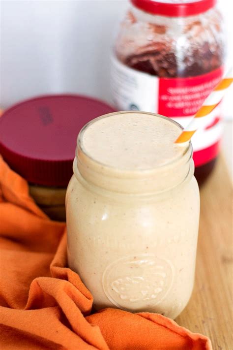 Creamy Peanut Butter Jelly Smoothie - Daily Smoothie