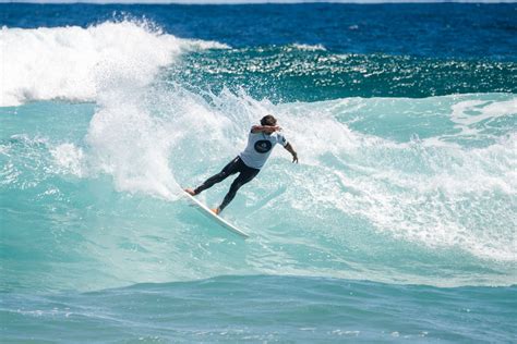 Victorian surfing pioneers duel it out on Phillip Island | Surfing Victoria