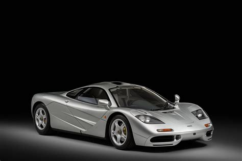 McLaren F1 owner's guide video explains the legend's mind-blowing details