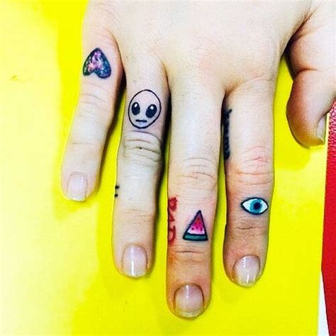 Miley Cyrus’ 74 Tattoos & Their Meanings – Body Art Guru