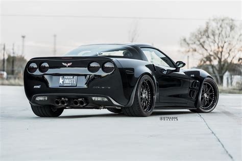 Chevrolet Corvette C6 ZR1 Black Strasse R10 Signature Wheel | Wheel Front