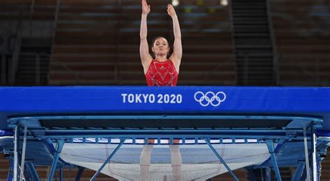 Defending Olympic champion Rosie MacLennan kept off trampoline podium