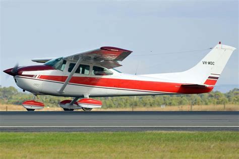 Cessna 182 - Price, Specs, Photo Gallery, History - Aero Corner