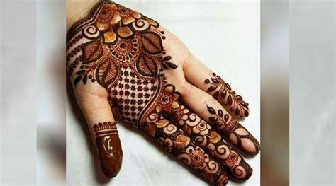 Karwa Chauth 2022 Mehndi Design : Check Easy, Arabic, Simple, Full Hand ...