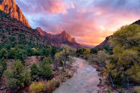 Valley Views, Zion National Park, Zion Canyon, The Great White Throne, Springdale, Utah ...