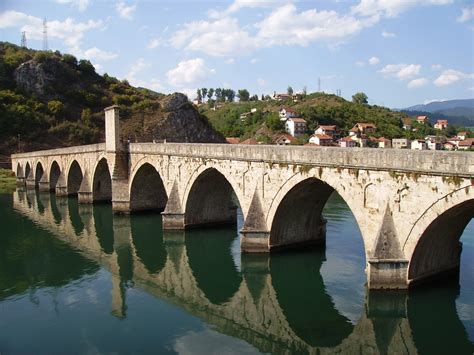 File:Visegrad Drina Bridge 1.jpg - Wikimedia Commons