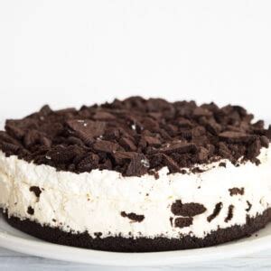 Philadelphia Oreo Cheesecake Recipe - Insanely Good