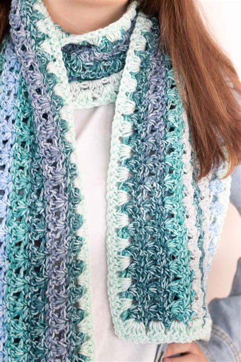 Mandala Ombre Yarn Crochet Scarf Pattern - EasyCrochet.com