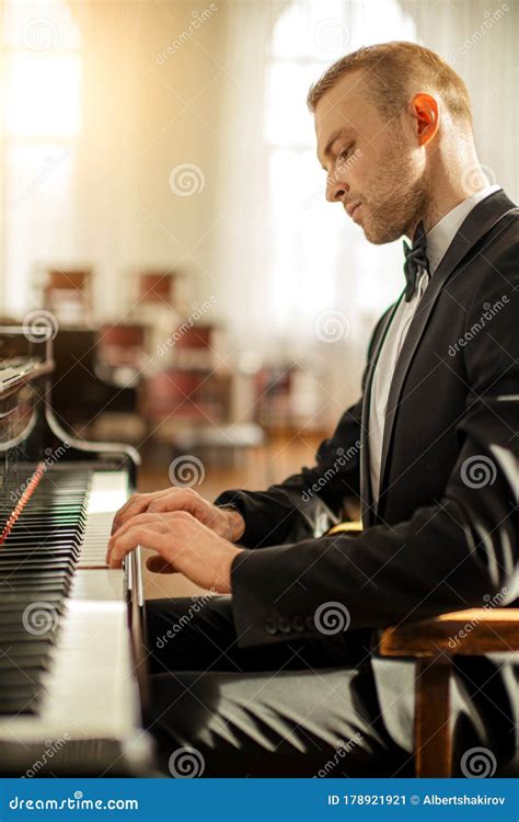 Young Handsome Caucasian Man Play Piano Stock Image - Image of handsome, harmony: 178921921