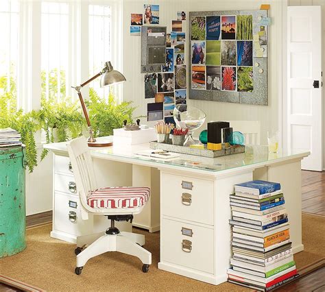 How to Organize Your Desk