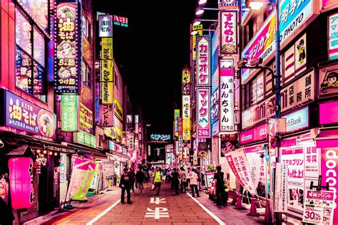 Tokyo's glow | XAVIER PORTELA - PHOTOGRAPHER & FILMMAKER - BRUSSELS ...