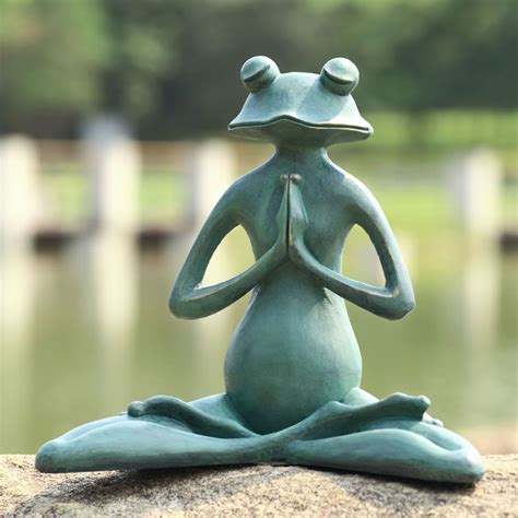 Meditating Yoga Frog Garden Sculpture, SPI-San-Pacific-International ...