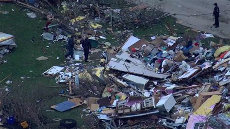 PHOTOS: Tornado rips through Illinois town, causes significant damage ...