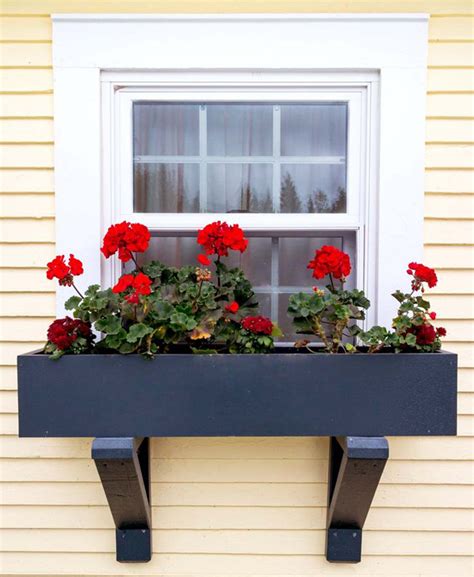 25 Wonderful DIY Window Box Planters | HomeMydesign