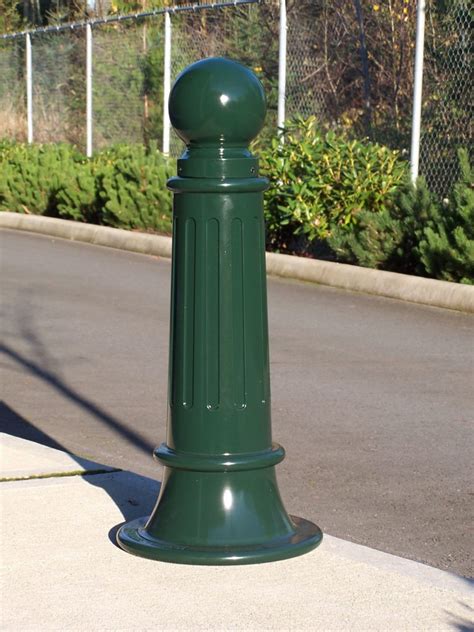 R-7589 Decorative Bollard | Bollards & Post Covers