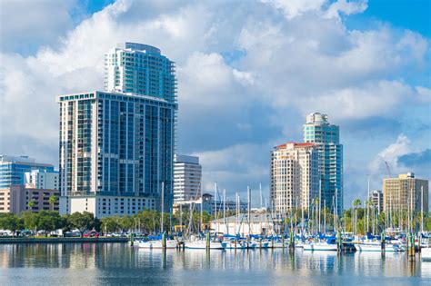 St Petersburg Florida Skyline And Harbor Stock Photo - Download Image Now - iStock