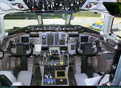 Mcdonnell Douglas Md 90 Interior