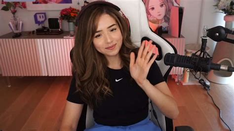 "It's not even a room" - Pokimane reveals her fake streaming room - The ...