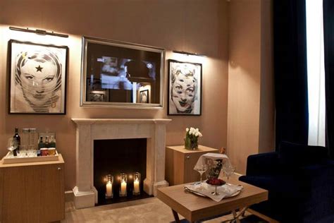 The First Luxury Art Hotel Roma, a boutique hotel in Rome