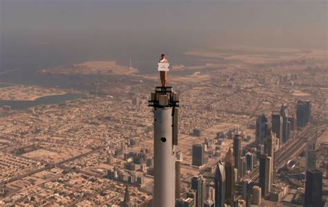 Tom Cruise Burj Khalifa Top Sitting