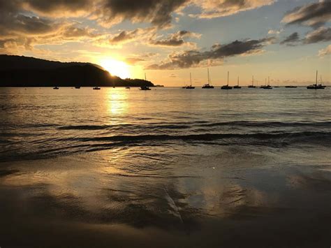 PHOTOS: Golden Sunset at Hanalei Bay - Kauai Travel Blog