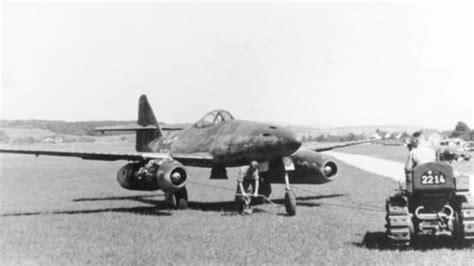 History Canada: Oct. 5, 1944 – RCAF downs the first German jet – RCI | English