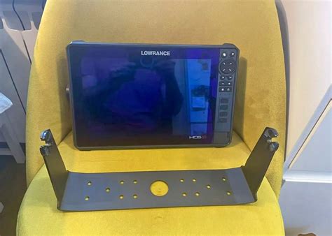 Lowrance HDS LIVE 12 Echosounder Like New - Fishfinders - Mundubbera ...