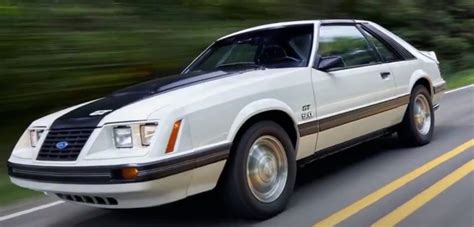 Video: 1983 Ford Mustang GT Quick Overview - Mustang Specs