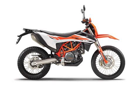 Pricing released for 2019 KTM 690 SMC R and Enduro models