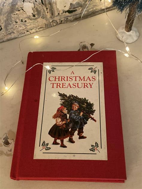 A CHRISTMAS TREASURY BOOK - Angela Jayne