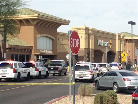 2 men shot and injured at Arizona Walmart | Fox News