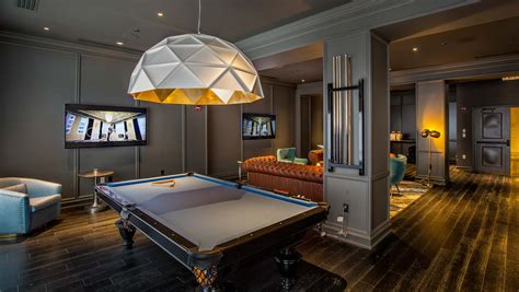 Chicago Luxury Hotel Photos | Kimpton Gray Hotel