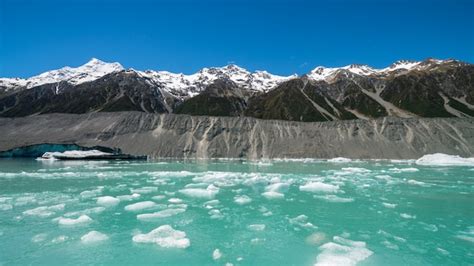 Premium Photo | Tasman glacier, new zealand