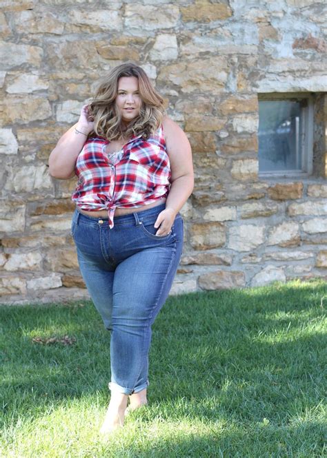 PLUS SIZE JEANS FROM THE NEW MELISSA MCCARTHY LINE AT HSN